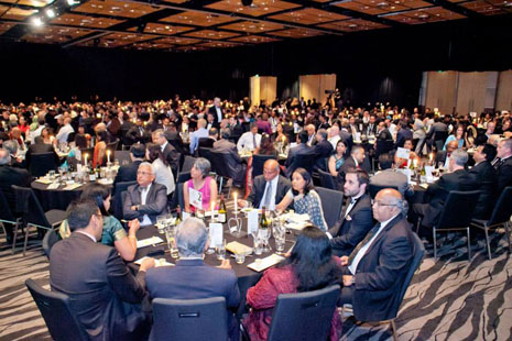 Over 900 people attended the 7th Annual Indian Newslink Indian Business Awards. 