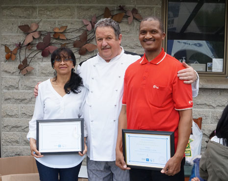 Invercargill’s Franchisees of the Year – Genevra and Harry Ficks, with Regional Manager Glenn Cockroft.