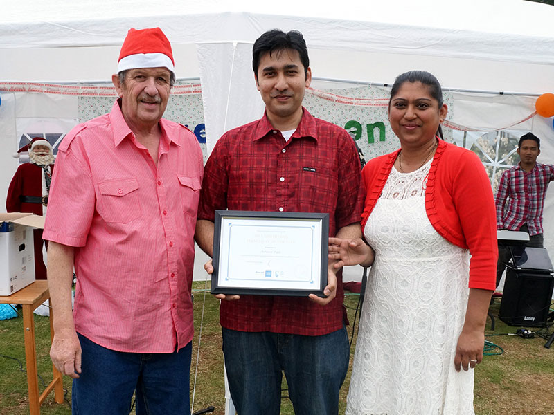 Ashneer and Durgeshni Datt were named Invercargill’s Franchisees of the Year. They are pictured with Regional Manager Glenn Cockroft.